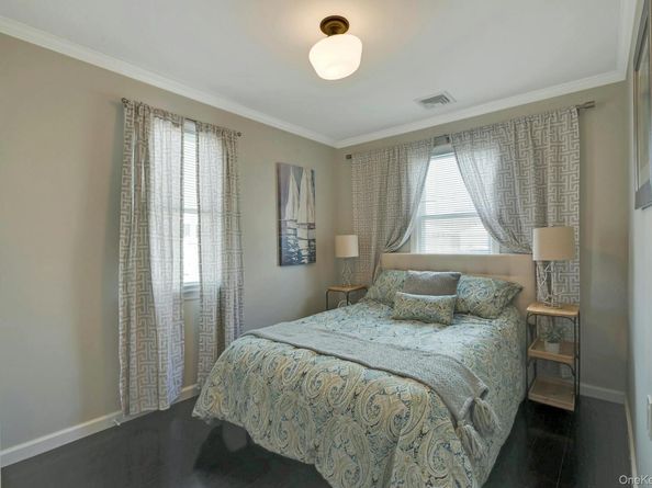 33 Willow Street, Aquebogue NY 11931