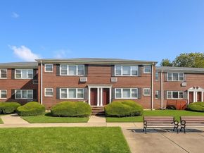 14930 Melbourne Ave 395A, Flushing NY 11367