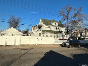 215-16 111th Avenue, Queens Village NY 11429