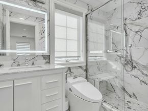 16 Robin Court, Glen Cove NY 11542