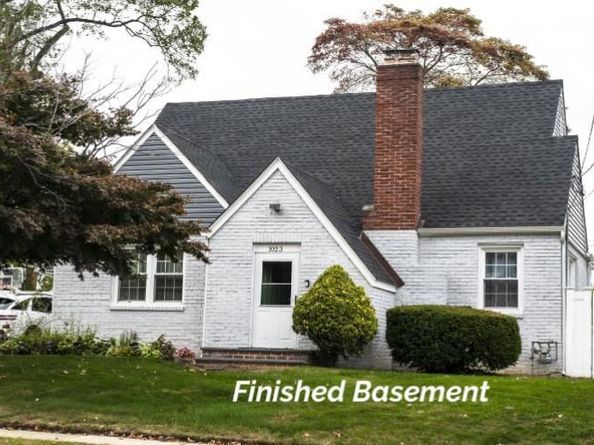 1023 Schuman Place, North Baldwin NY 11510