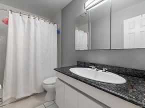 44 E End Avenue, Hicksville NY 11801