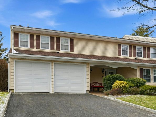 85 Woodlake Drive W, Woodbury NY 11797