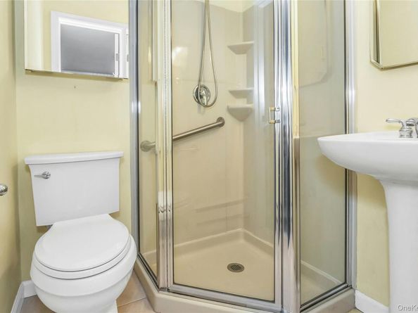 55 Harbor North, Amityville NY 11701