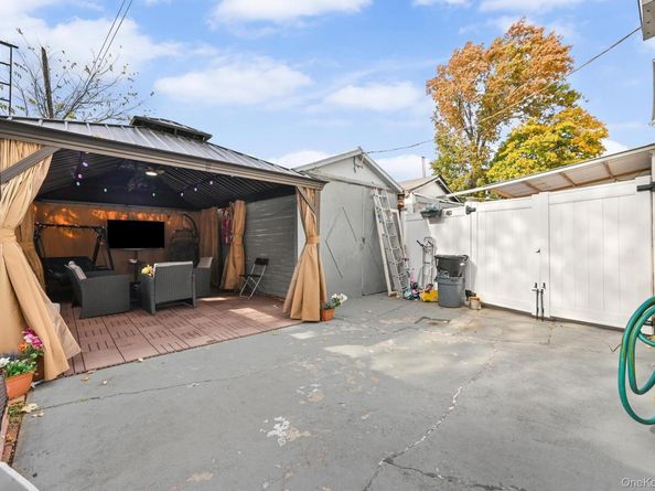 90-16 76 Street, Woodhaven NY 11421