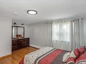 95 Norman Street, New Hyde Park NY 11040