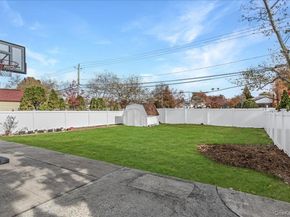 95 Norman Street, New Hyde Park NY 11040