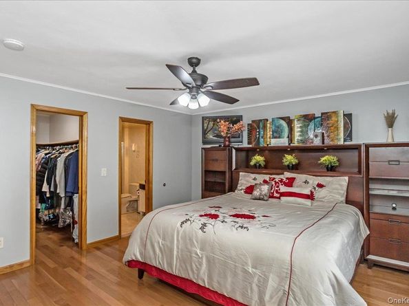 95 Norman Street, New Hyde Park NY 11040