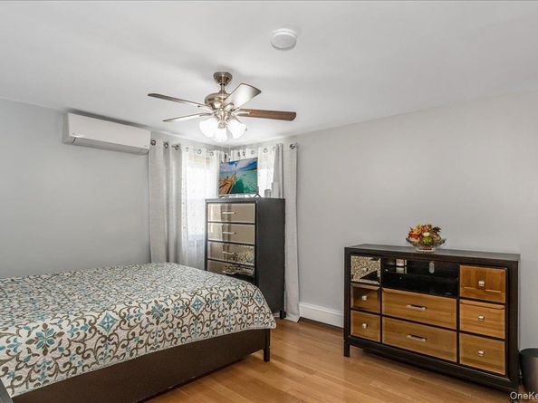 95 Norman Street, New Hyde Park NY 11040