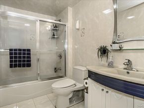 95 Norman Street, New Hyde Park NY 11040