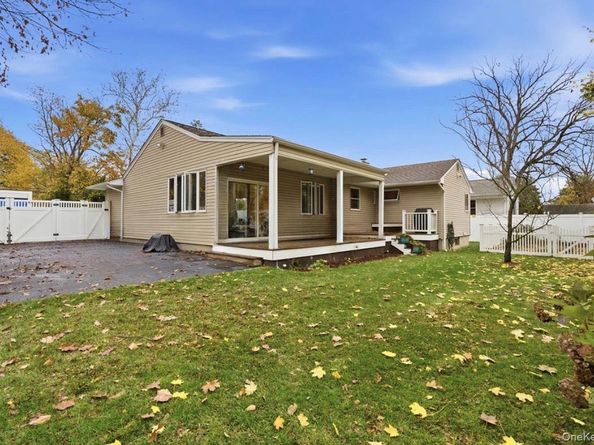 34 Weston Street, Huntington Station NY 11746