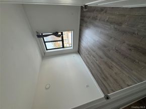 214-10 15 Avenue 3D & P6, Bayside NY 11360