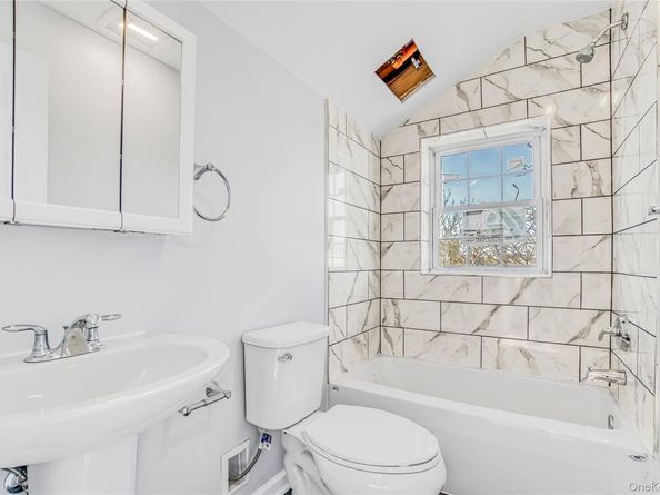 911 Hicksville Road, Far Rockaway NY 11691