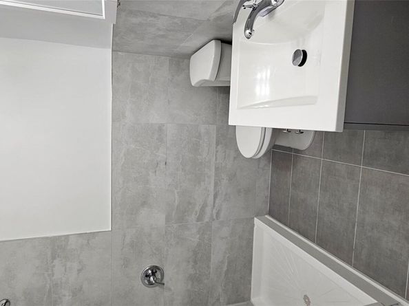 60-66 60th Street, Maspeth NY 11378