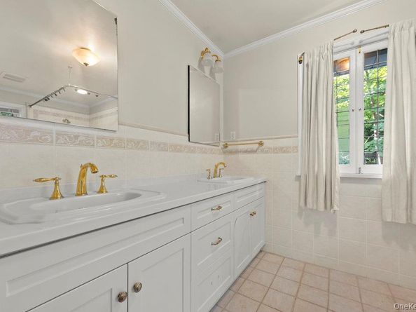 40 Pine Brook Drive, Larchmont NY 10538