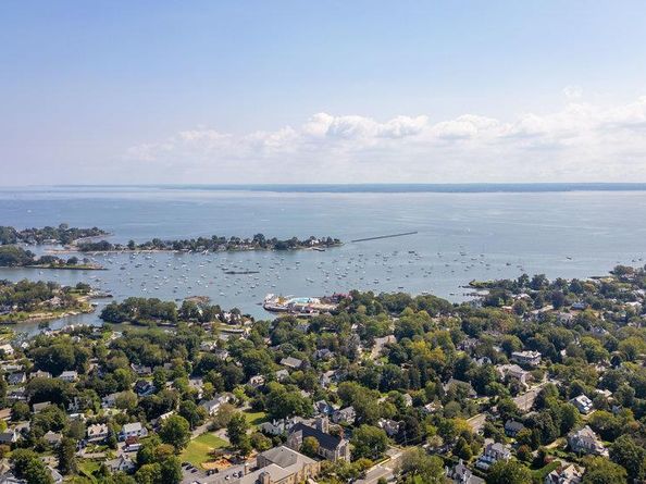 40 Pine Brook Drive, Larchmont NY 10538