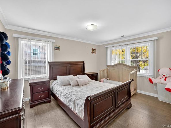 25 Rugby Road, Yonkers NY 10710