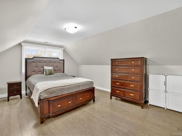 25 Rugby Road, Yonkers NY 10710