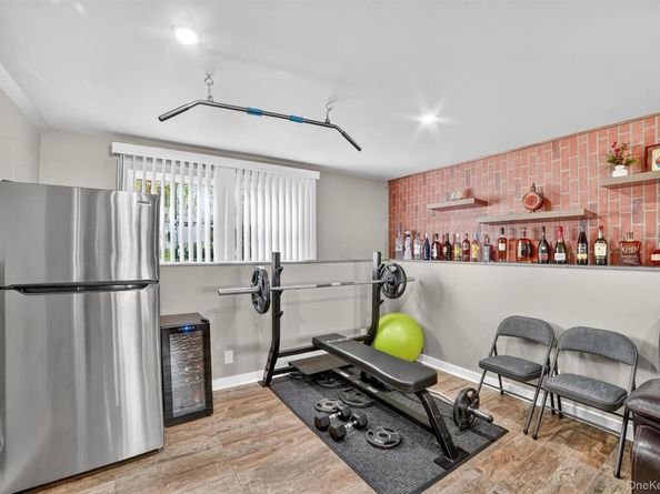 25 Rugby Road, Yonkers NY 10710