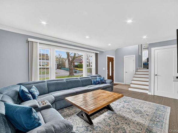 25 Rugby Road, Yonkers NY 10710