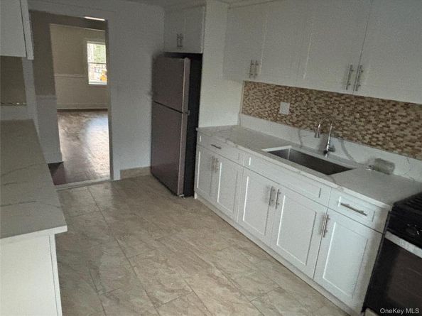 12315 Sutphin Boulevard, Springfield Gardens NY 11434