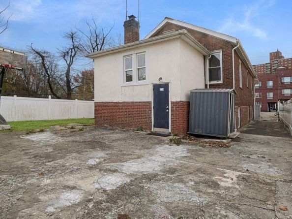 3412 Hunter Avenue, Bronx NY 10475