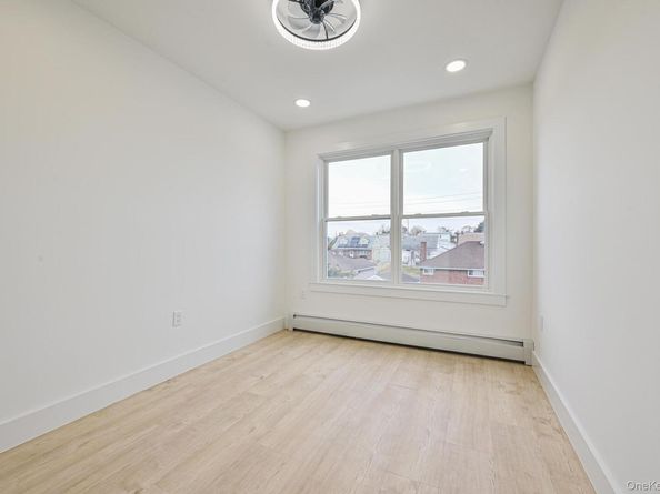 44 Catherine Avenue, Franklin Square NY 11010