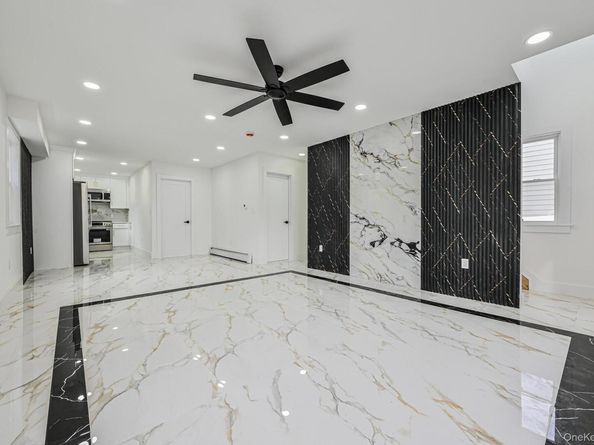 44 Catherine Avenue, Franklin Square NY 11010