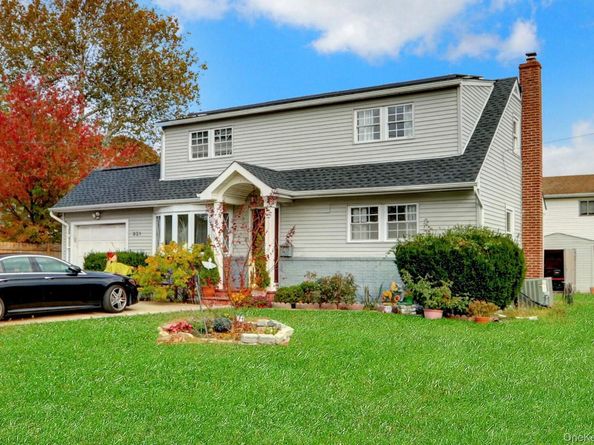921 Deer Park Avenue, North Babylon NY 11703