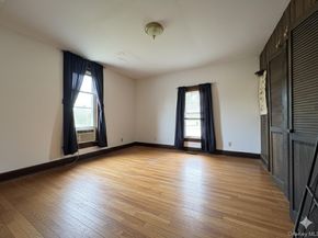 42 Chestnut Street, Glen Cove NY 11542