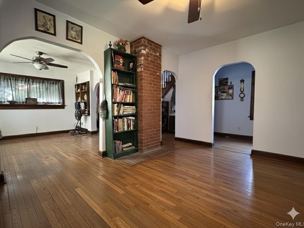 42 Chestnut Street, Glen Cove NY 11542