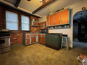 42 Chestnut Street, Glen Cove NY 11542