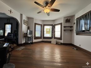 42 Chestnut Street, Glen Cove NY 11542