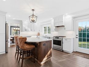 12 Mallard Cove, Centerport NY 11721