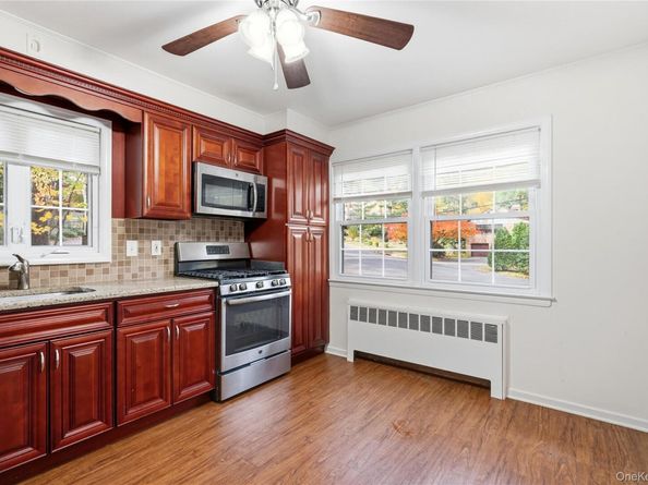 12 Mallard Cove, Centerport NY 11721