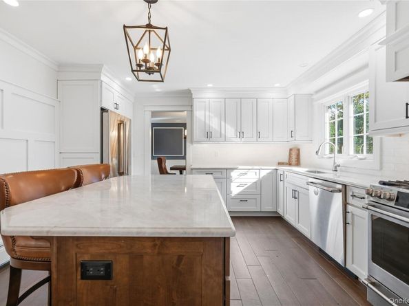 12 Mallard Cove, Centerport NY 11721