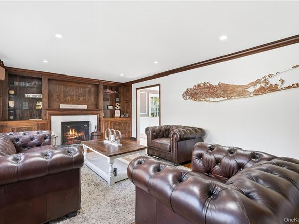 12 Mallard Cove, Centerport NY 11721