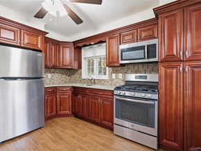 12 Mallard Cove, Centerport NY 11721