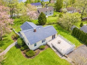 17 Greenwood Drive, Mahopac NY 10541