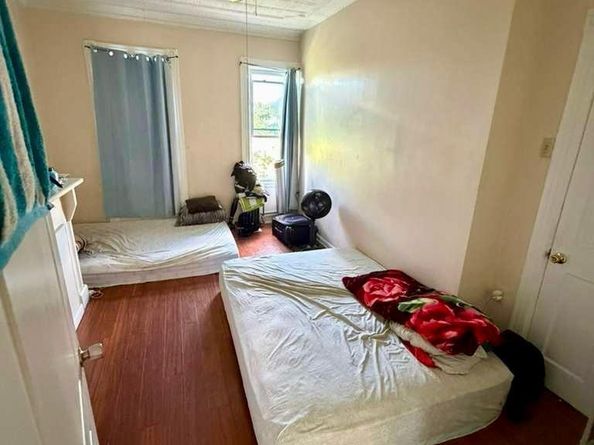 406 Chestnut Street, Brooklyn NY 11208