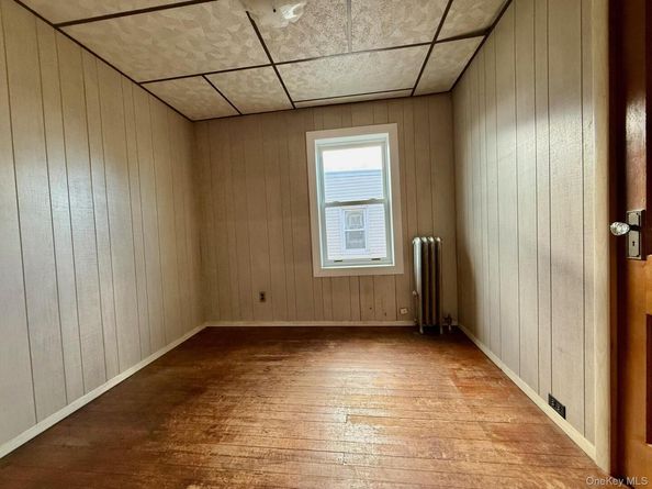 64-41 60th Avenue, Maspeth NY 11378