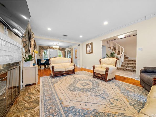 8210 215th Street, Hollis Hills NY 11427