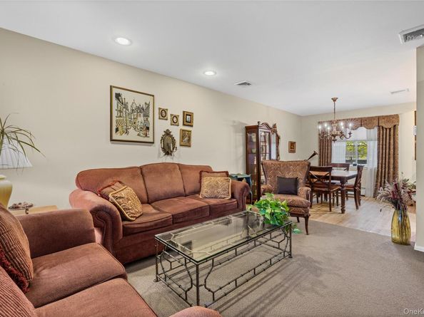 2476 Florin Court, Bellmore NY 11710