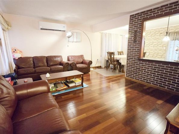 48-37 192nd Street, Fresh Meadows NY 11365