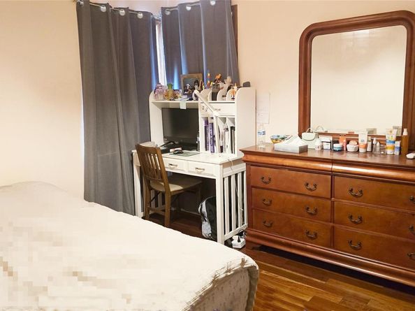 48-37 192nd Street, Fresh Meadows NY 11365