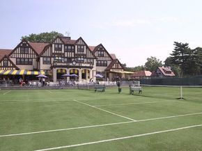 150 Burns Street 2D, Forest Hills NY 11375