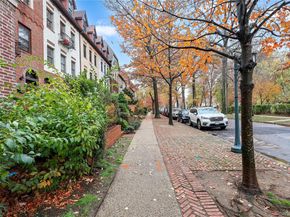 150 Burns Street 2D, Forest Hills NY 11375