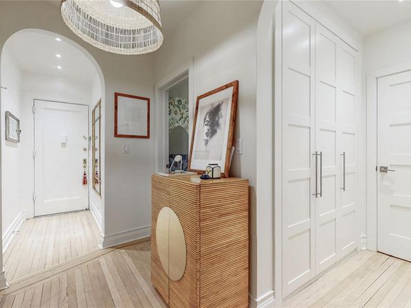 150 Burns Street 2D, Forest Hills NY 11375