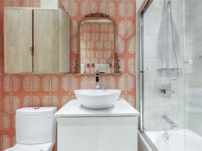 150 Burns Street 2D, Forest Hills NY 11375