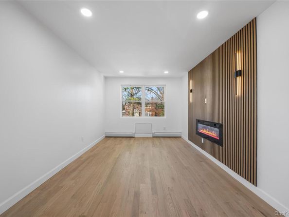 3135 Spencer Drive, Bronx NY 10465